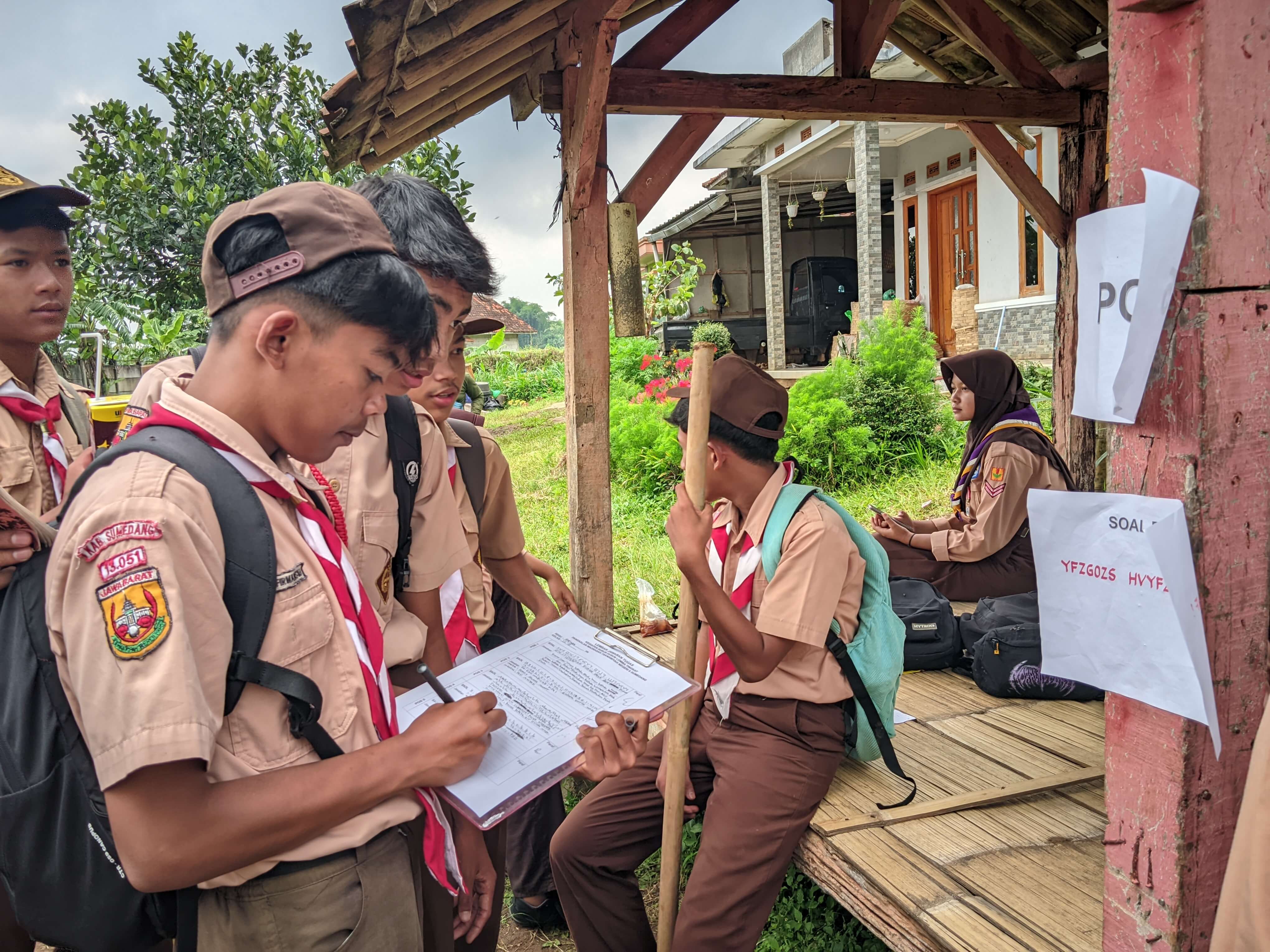 MTsN 6 Sumedang Sukses Gelar Lomba Tingkat 1 Susur Dusun Pramuka